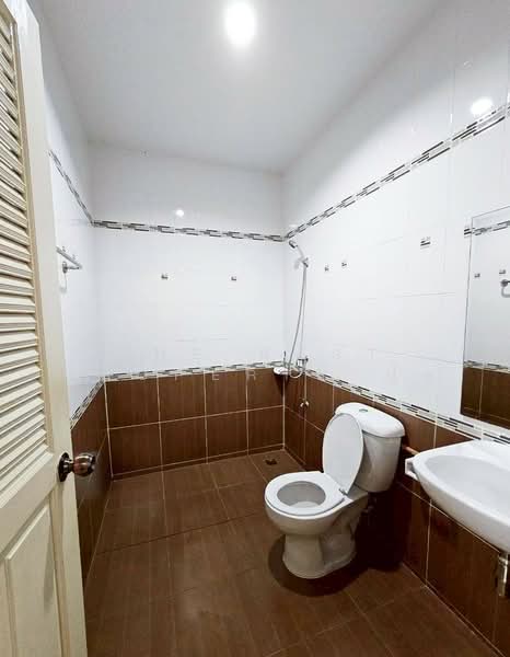 โครงการเดอะแกรนด์ สุขุมวิท (TheGrand Sukhumvit), Chon Buri (Pattaya), Huai Kapi, Muang Chon Buri, Chon Buri (Pattaya), 3 Bedrooms, 120 sqm, Townhouse For Sale, by The Best Property ปุ้ย, 500197466 - DDproperty.com