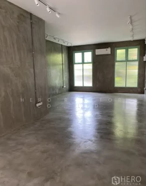 For rent Retail Space 29 sqm in Khlong Tan Nuea Watthana Bangkok BTS Ekkamai BRE21270, Bangkok, สุขุมวิท, Khlong Tan Nua, Watthana, Bangkok, , 29 sqm, Shophouse For Rent, by Hero Realtor Co., Ltd., 500197514 - DDproperty.com