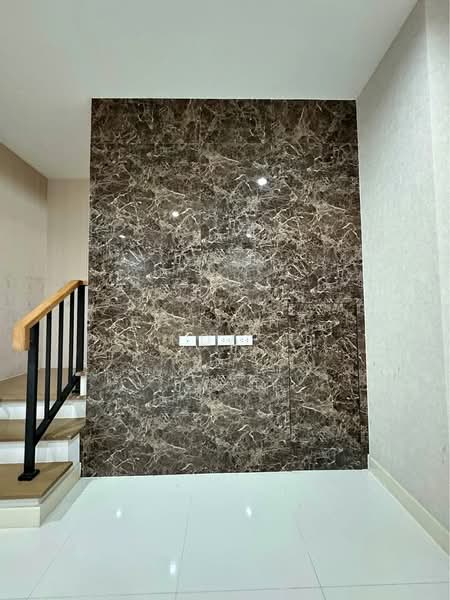 Baan Klang Muang Ramintra-Watcharapol, Bangkok, Chalong Rat Expressway, O-Ngoen, Sai Mai, Bangkok, 3 Bedrooms, 160 sqm, Townhouse For Sale, by Rojjana Jindasri, 500197559 - DDproperty.com