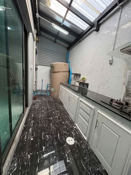 Baan Klang Muang Ramintra-Watcharapol, Bangkok, Chalong Rat Expressway, O-Ngoen, Sai Mai, Bangkok, 3 Bedrooms, 160 sqm, Townhouse For Sale, by Rojjana Jindasri, 500197559 - DDproperty.com