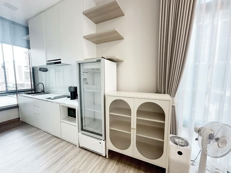 Patio Ratchayothin, Bangkok, Phahonyothin 32, Chan Kasem, Chatuchak, Bangkok, 3 Bedrooms, 267 sqm, Townhouse For Rent, by Rojjana Jindasri, 500197566 - DDproperty.com