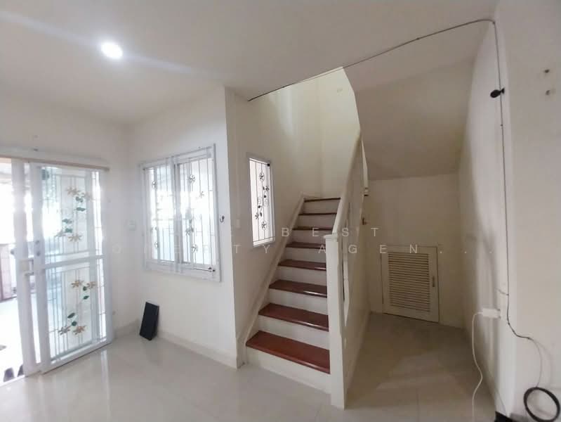 Banpisan Ladkrabang 3, Bangkok, Pracha Phatthana Road, Thab Yao, Lat Krabang, Bangkok, 3 Bedrooms, 200 sqm, Townhouse For Sale, by The Best Property Agent ลี, 500197607 - DDproperty.com