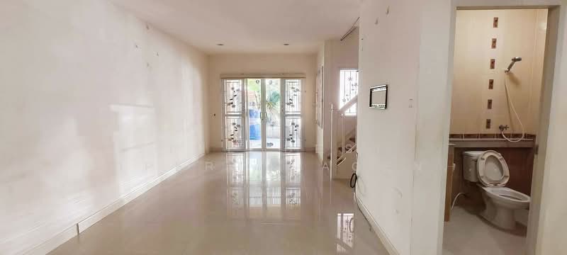 Banpisan Ladkrabang 3 : บ้านพิศาล ลาดกระบัง 3, กรุงเทพ, ถนนประชาพัฒนา, ทับยาว, ลาดกระบัง, กรุงเทพ, 200 ตร.ม., ทาวน์เฮ้าส์ ขาย, โดย The Best Property Agent ลี, 500197607 - DDproperty.com