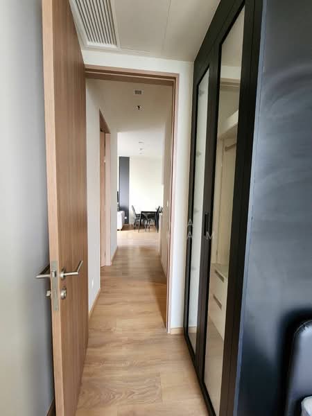 Noble Around Sukhumvit 33, Bangkok, 17 Soi Sukhumvit 33, Khlong Tan Nua, Watthana, Bangkok, 2 Bedrooms, 61 sqm, Condo For Rent, by Araya Laokham, 500197629 - DDproperty.com