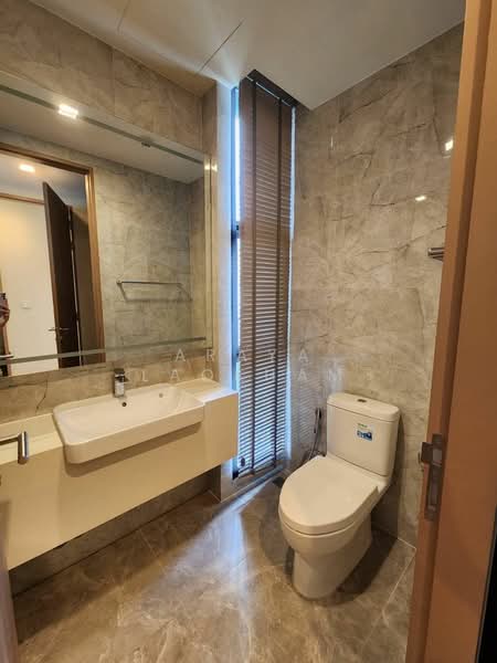 Noble Around Sukhumvit 33, Bangkok, 17 Soi Sukhumvit 33, Khlong Tan Nua, Watthana, Bangkok, 2 Bedrooms, 61 sqm, Condo For Rent, by Araya Laokham, 500197629 - DDproperty.com