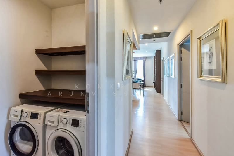 The Capital Ekamai-Thonglor, Bangkok, 2898 New Petchaburi Rd, Bang Kapi, Huai Khwang, Bangkok, 3 Bedrooms, 180 sqm, Condo For Rent, by Komkrit Arunvessased , 500197652 - DDproperty.com