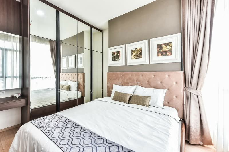 The Capital Ekamai-Thonglor, Bangkok, 2898 New Petchaburi Rd, Bang Kapi, Huai Khwang, Bangkok, 3 Bedrooms, 180 sqm, Condo For Rent, by Komkrit Arunvessased , 500197652 - DDproperty.com