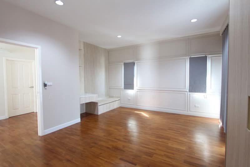 SENA Park Ville Ramindra-Wongwaen, Bangkok, Moobaan Sena Park Ville Soi 2, Khan Na Yao, Khan Na Yao, Bangkok, 3 Bedrooms, 150 sqm, Single Detached House For Sale, by อภิชัย ลิ้มไชยโรจน์, 500197675 - DDproperty.com