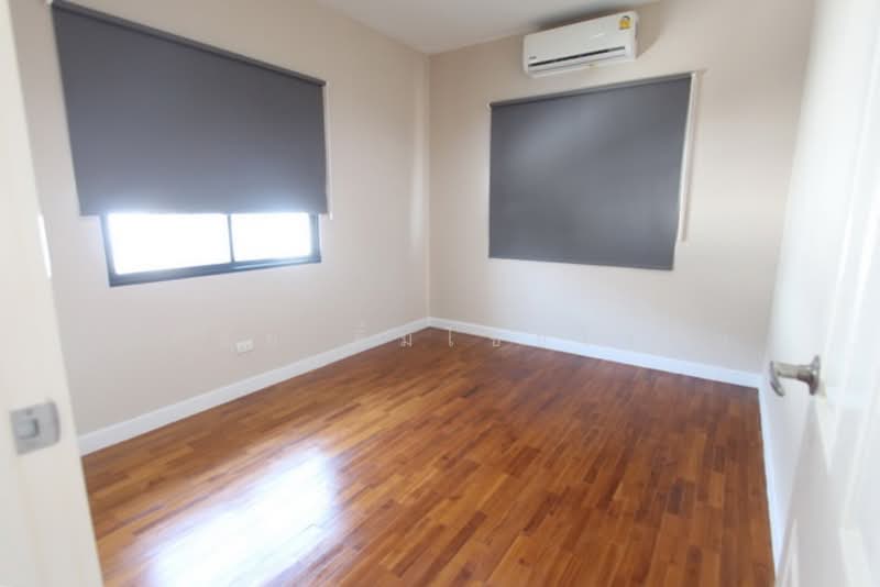 SENA Park Ville Ramindra-Wongwaen, Bangkok, Moobaan Sena Park Ville Soi 2, Khan Na Yao, Khan Na Yao, Bangkok, 3 Bedrooms, 150 sqm, Single Detached House For Sale, by อภิชัย ลิ้มไชยโรจน์, 500197675 - DDproperty.com