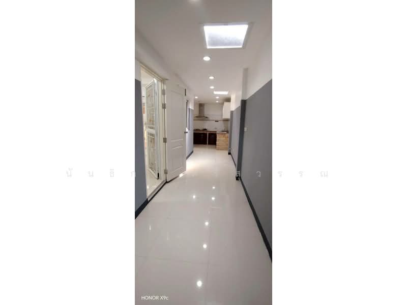 Villa Kunalai 1 Bangbuathong, Nonthaburi, Soi Wat Lat Pla Duk, Bang Rak Pattana, Bang Bua Thong, Nonthaburi, 3 Bedrooms, 140 sqm, Semi-Detached House (Twin House) For Sale, by นันธิกา ศรีสุวรรณ, 500197680 - DDproperty.com