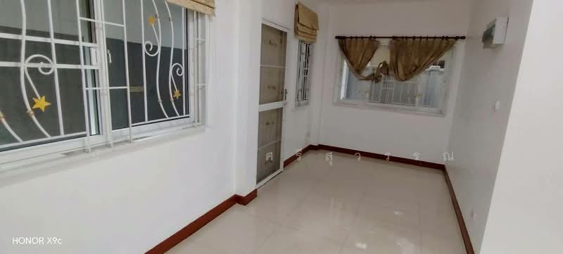 Villa Kunalai 1 Bangbuathong, Nonthaburi, Soi Wat Lat Pla Duk, Bang Rak Pattana, Bang Bua Thong, Nonthaburi, 3 Bedrooms, 140 sqm, Semi-Detached House (Twin House) For Sale, by นันธิกา ศรีสุวรรณ, 500197680 - DDproperty.com