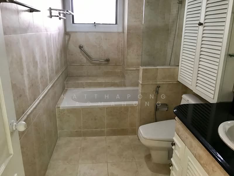 N.S. Park, Bangkok, Sukhumvit 24 Alley, Khong Tan, Khlong Toei, Bangkok, 3 Bedrooms, 184 sqm, Condo For Rent, by Natthapong Laomahong, 500197708 - DDproperty.com