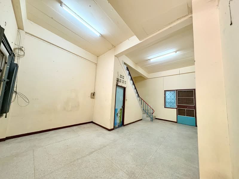 ทาวน์เฮ้าส์ตาคลี นครสวรรค์, Nakhon Sawan, Takhli, Takhli, Nakhon Sawan, 2 Bedrooms, 100 sqm, Townhouse For Sale, by The Best Property Agent ต้นอ้อ, 500197712 - DDproperty.com