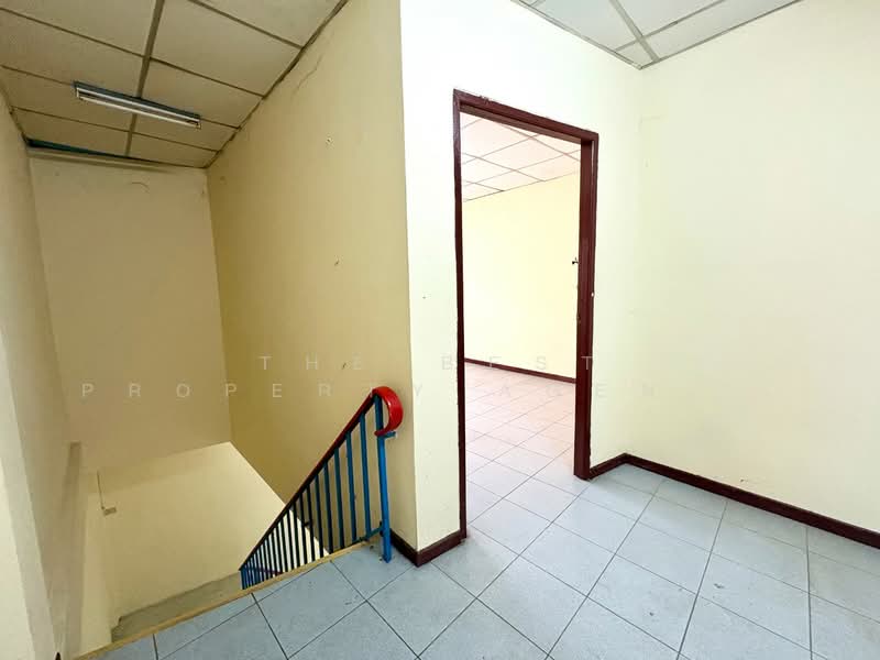 ทาวน์เฮ้าส์ตาคลี นครสวรรค์, Nakhon Sawan, Takhli, Takhli, Nakhon Sawan, 2 Bedrooms, 100 sqm, Townhouse For Sale, by The Best Property Agent ต้นอ้อ, 500197712 - DDproperty.com