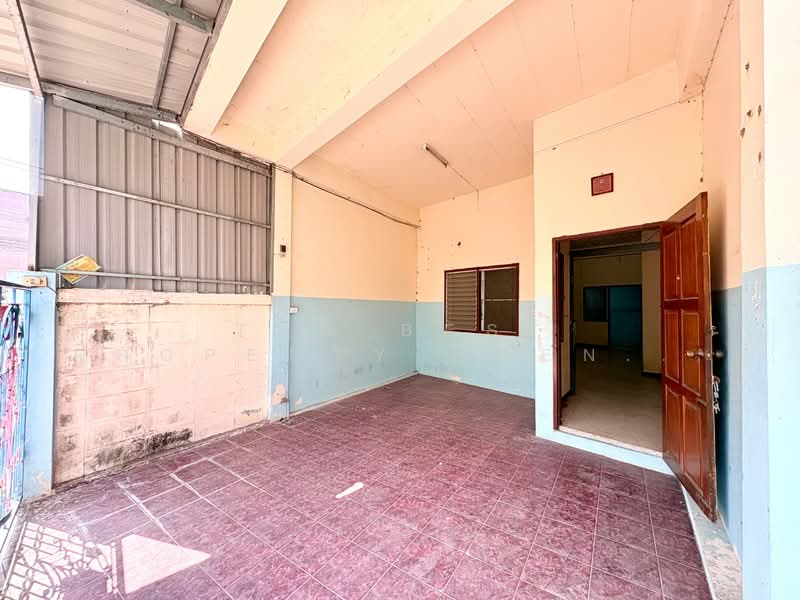 ทาวน์เฮ้าส์ตาคลี นครสวรรค์, Nakhon Sawan, Takhli, Takhli, Nakhon Sawan, 2 Bedrooms, 100 sqm, Townhouse For Sale, by The Best Property Agent ต้นอ้อ, 500197712 - DDproperty.com