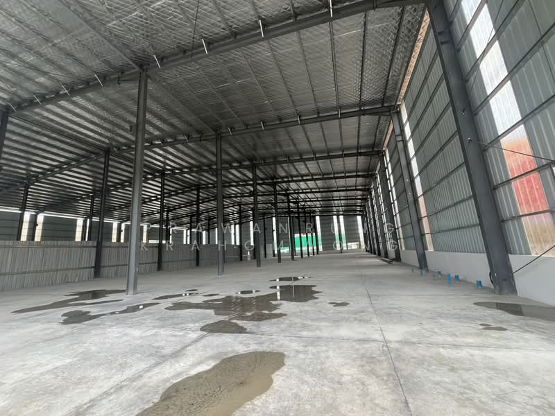 บ่อวิน, Chon Buri (Pattaya), Bo Win, Si Racha, Chon Buri (Pattaya), , 2,405 sqm, Warehouse/Factory For Rent, by PRAWANRUNG KRAHOMWONG, 500197720 - DDproperty.com