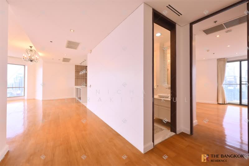 The Lakes, Bangkok, 123 Ratchadaphisek Road, Khlong Toei, Khlong Toei, Bangkok, 3 Bedrooms, 236 sqm, Condo For Rent, by Nicha Peerakittikul, 500197728 - DDproperty.com