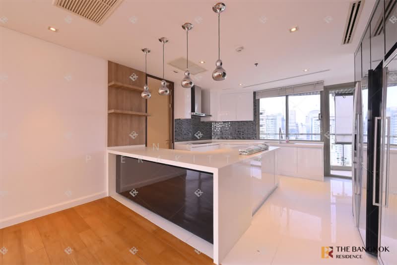 The Lakes, Bangkok, 123 Ratchadaphisek Road, Khlong Toei, Khlong Toei, Bangkok, 3 Bedrooms, 236 sqm, Condo For Rent, by Nicha Peerakittikul, 500197728 - DDproperty.com