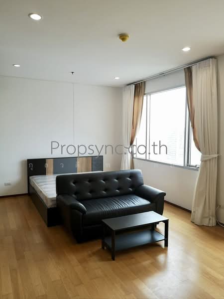 Villa Sathorn, Bangkok, 5 KrungThonBuri Road, Khlong Ton Sai, Khlong San, Bangkok, Studio, 40 sqm, Condo For Sale, by กุลวดี พานทอง, 500197740 - DDproperty.com