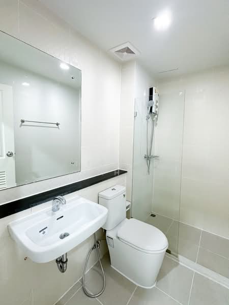 The Knight I & II, Samut Prakan, Soi Bearing 1, Samrong Nua, Muang Samut Prakarn, Samut Prakan, 1 Bedroom, 30 sqm, Condo For Sale, by Jittarat Kunthong, 500197744 - DDproperty.com