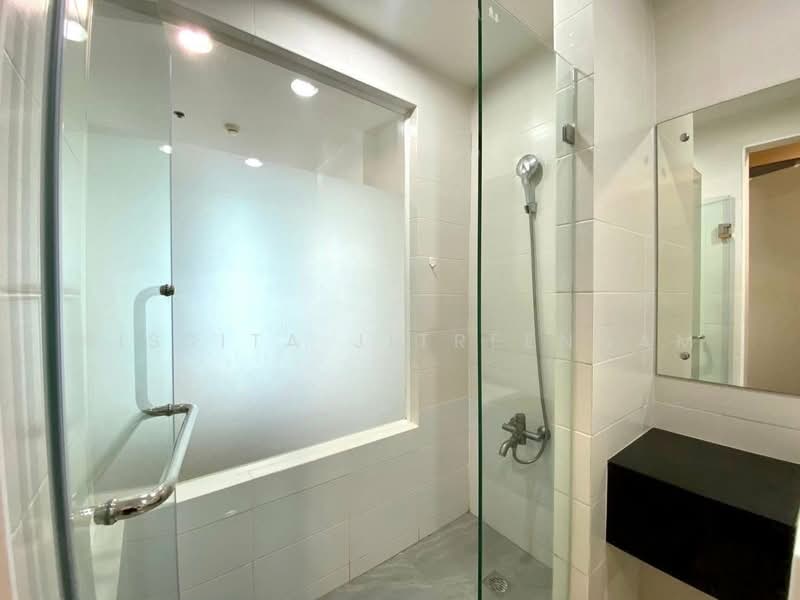 IDEO Ratchada-Huaikwang, Bangkok, 62 Pracharajbumpen Road, Huai Khwang, Huai Khwang, Bangkok, 1 Bedroom, 35 sqm, Condo For Rent, by Nissita Jitreengam, 500197763 - DDproperty.com