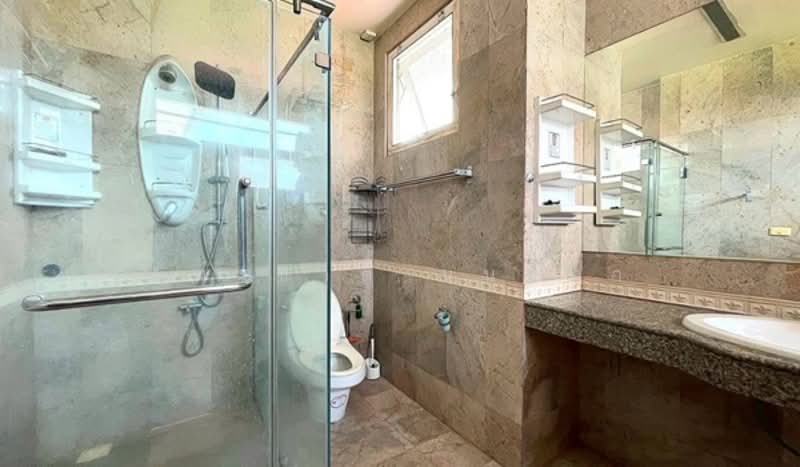 Home on Green Thanyathani, Pathum Thani, Villa Thanya Thani Village No. 5/221, Lat Sawai, Lam Luk Ka, Pathum Thani, 5 Bedrooms, 620 sqm, Single Detached House For Sale, by ชนะชาติ นนท์ตา, 500197766 - DDproperty.com