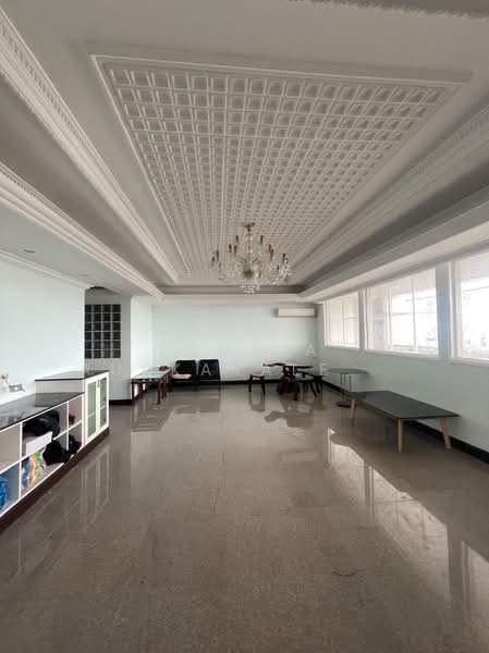 Royal Castle Pattanakarn : รอยัล คาสเทิล พัฒนาการ, กรุงเทพ, 701 หมู่บ้านปัญญา, สวนหลวง, สวนหลวง, กรุงเทพ, 354 ตร.ม., คอนโด ขาย, โดย Pemika Aukkaraleekul, 500197774 - DDproperty.com