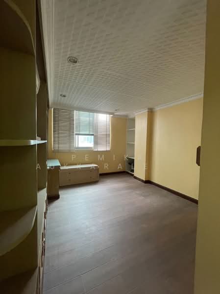 Royal Castle Pattanakarn : รอยัล คาสเทิล พัฒนาการ, กรุงเทพ, 701 หมู่บ้านปัญญา, สวนหลวง, สวนหลวง, กรุงเทพ, 354 ตร.ม., คอนโด ขาย, โดย Pemika Aukkaraleekul, 500197774 - DDproperty.com