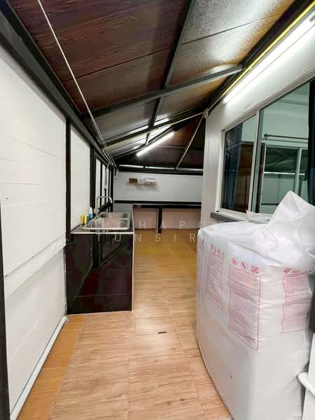 บ้านให้เช่า – ใกล้โรงเรียนนานาชาติลานนา-หางดง เพียง 5 นาที ค่าเช่า 15,000 บาท / เดือน No.14H1063, Chiang Mai, San Phak Wan, Hang Dong, Chiang Mai, 3 Bedrooms, 110 sqm, Single Detached House For Rent, by Rutchaporn Tunsiri, 500197800 - DDproperty.com