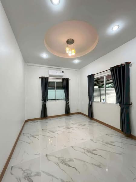 บ้านให้เช่า – ใกล้โรงเรียนนานาชาติลานนา-หางดง เพียง 5 นาที ค่าเช่า 15,000 บาท / เดือน No.14H1063, Chiang Mai, San Phak Wan, Hang Dong, Chiang Mai, 3 Bedrooms, 110 sqm, Single Detached House For Rent, by Rutchaporn Tunsiri, 500197800 - DDproperty.com