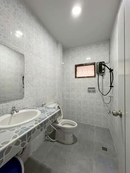 บ้านให้เช่า – ใกล้โรงเรียนนานาชาติลานนา-หางดง เพียง 5 นาที ค่าเช่า 15,000 บาท / เดือน No.14H1063, Chiang Mai, San Phak Wan, Hang Dong, Chiang Mai, 3 Bedrooms, 110 sqm, Single Detached House For Rent, by Rutchaporn Tunsiri, 500197800 - DDproperty.com