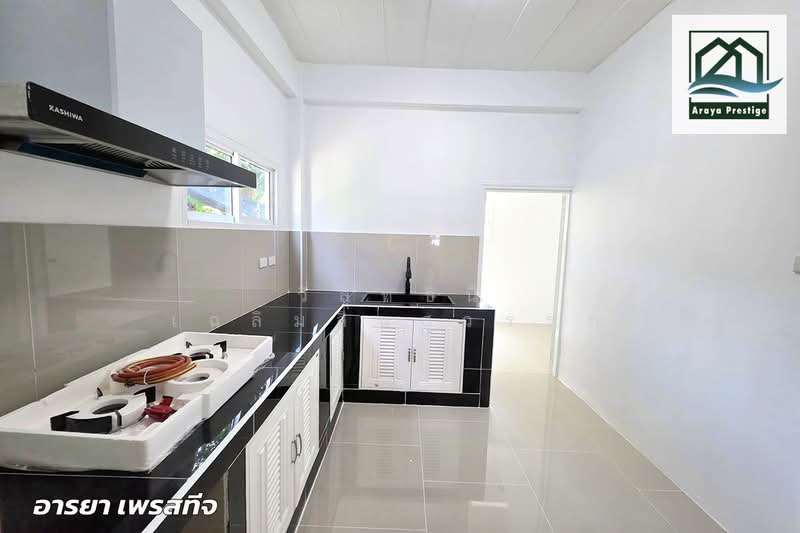 รุ่งกิจวิลล่า 4, Bangkok, Khlong Sam Prawet, Lat Krabang, Bangkok, 3 Bedrooms, 86 sqm, Townhouse For Sale, by วิสุทธินี เฉลิมสินสุวรรณ, 500197803 - DDproperty.com