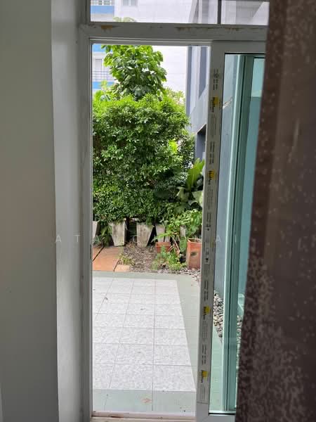 Waterford Park Rama 4, Bangkok, 77 Phum Chit Alley, Phra Kanong, Khlong Toei, Bangkok, 2 Bedrooms, 77 sqm, Condo For Sale, by Anya Atarchanai , 500197811 - DDproperty.com
