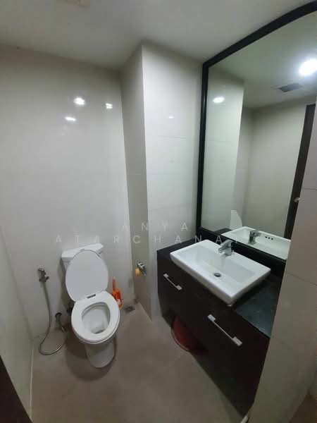 Abstracts Phahonyothin Park, Bangkok, 1076 Phahonyothin Road, Jom Phon, Chatuchak, Bangkok, 1 Bedroom, 38 sqm, Condo For Sale, by Anya Atarchanai , 500197823 - DDproperty.com