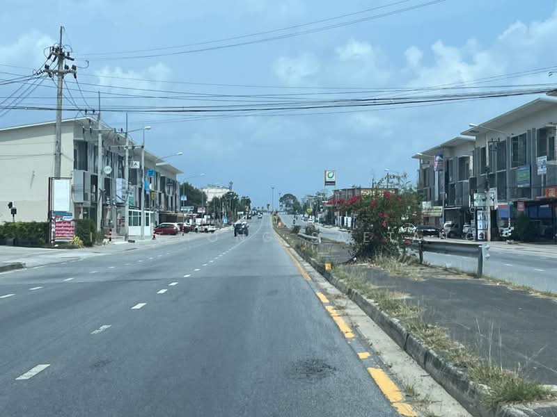 Miracle Grand Town, on Burapha Phatthana Road, Ban Chang, Rayong, New Townhome (only 5 units left), Rayong, บูรพาพัฒน์, Ban Zhang, Ban Chang, Rayong, 4 Bedrooms, 188 sqm, Townhouse For Sale, by Sirithong Saetang, 500197853 - DDproperty.com