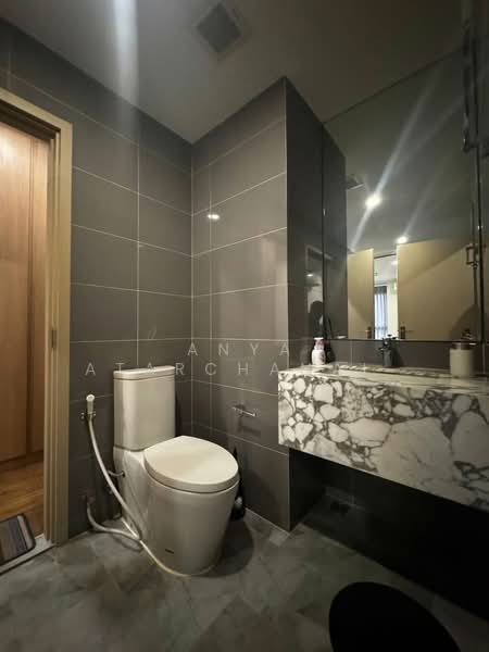 Q Chidlom-Phetchaburi, Bangkok, 1088 Phetchaburi Road, Makkasan, Ratchathewi, Bangkok, 1 Bedroom, 45 sqm, Condo For Rent, by Anya Atarchanai , 500197855 - DDproperty.com