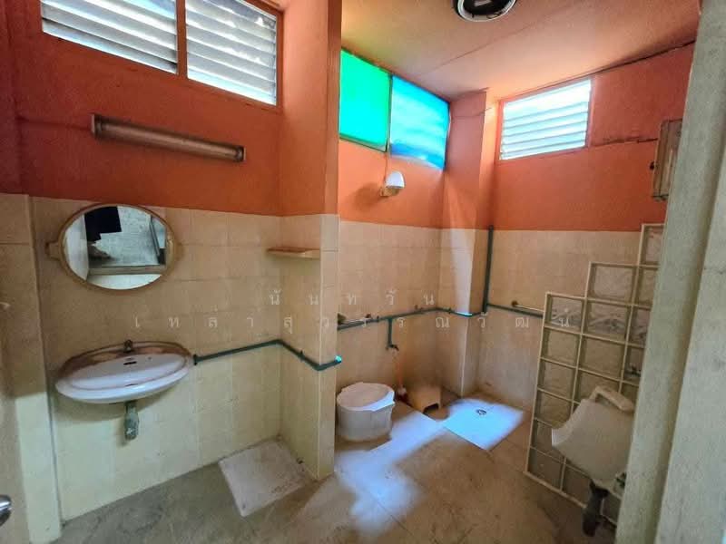 ตลาดน้อย, Bangkok, Talat Noi, Samphanthawong, Bangkok, 3 Bedrooms, 160 sqm, Townhouse For Sale, by Nuntawan Laosuwanwat, 500197860 - DDproperty.com