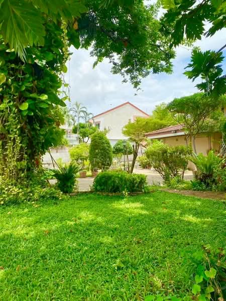 ขายที่ดินพร้อมบ้านเดี่ยว 2 ชั้น สไตล์คลาสสิก กรุงเทพนนท์ 14 ทำเลดี ใกล้ MRTแยกติวานนท์ 150 เมตร, นนทบุรี, ตลาดขวัญ, เมืองนนทบุรี, นนทบุรี, 215 ตร.ม., บ้านเดี่ยว ขาย, โดย Jutanon Komoottanaruk, 500197903 - DDproperty.com