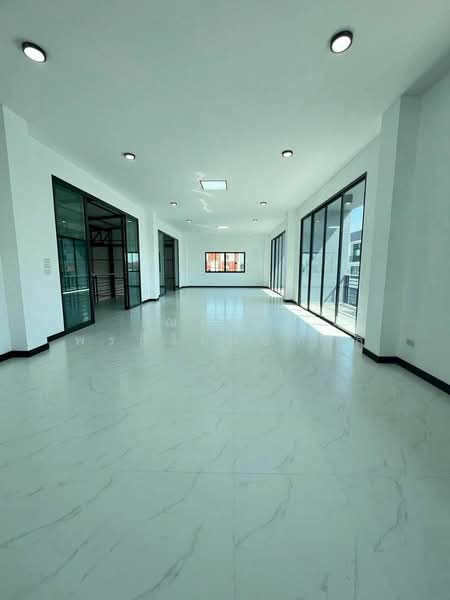 ขายโกดัง พร้อมออฟฟิศ office Premium พื้นที่สีเหลือง วัสดุเกรดA ลำลูกกา ประทุมธานี (TW8-07926), ปทุมธานี, ลาดสวาย, ลำลูกกา, ปทุมธานี, 512 ตร.ม., โกดัง-โรงงาน ขาย, โดย ณภัทร พรสิริเมธากุล, 500197921 - DDproperty.com