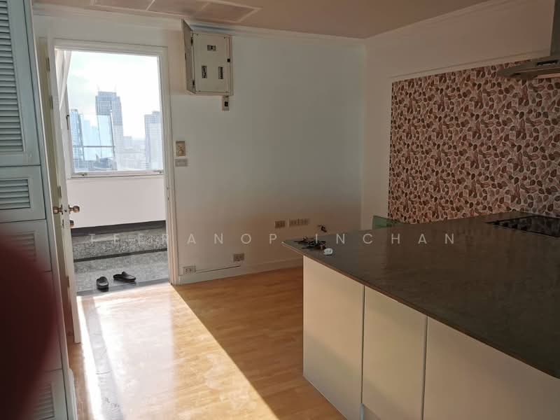 Baan Sathorn Chao Phraya, Bangkok, 931 Charoen Nakhon 15 A Alley, Khlong Ton Sai, Khlong San, Bangkok, 2 Bedrooms, 110 sqm, Condo For Sale, by Teeranop Inchan, 500197949 - DDproperty.com