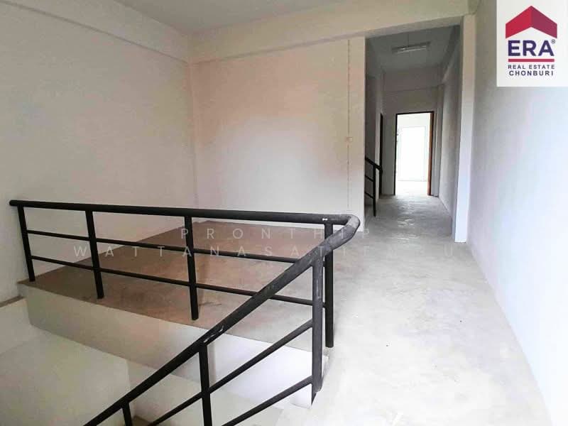 ขายอาคารพาณิชย์3ชั้น 2 คูหา เนื้อ 44 ตารางวา อ่างศิลา ชลบุรี ทำเลค้าขาย ใกล้บางแสน, ชลบุรี, -, อ่างศิลา, เมืองชลบุรี, ชลบุรี, 336 ตร.ม., ตึกแถว-อาคารพาณิชย์ ขาย, โดย Pronthip Wattanasatiengul, 500197952 - DDproperty.com