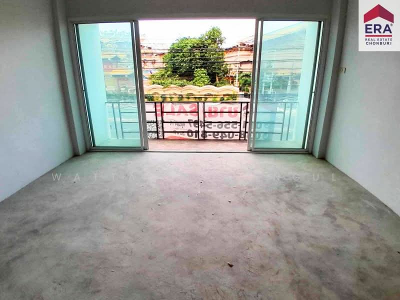 ขายอาคารพาณิชย์3ชั้น 2 คูหา เนื้อ 44 ตารางวา อ่างศิลา ชลบุรี ทำเลค้าขาย ใกล้บางแสน, ชลบุรี, -, อ่างศิลา, เมืองชลบุรี, ชลบุรี, 336 ตร.ม., ตึกแถว-อาคารพาณิชย์ ขาย, โดย Pronthip Wattanasatiengul, 500197952 - DDproperty.com