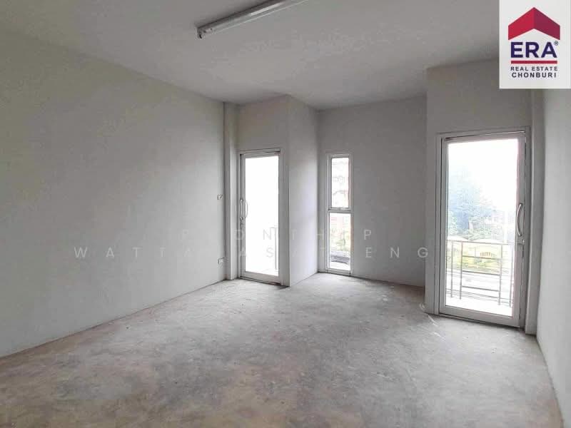 ขายอาคารพาณิชย์3ชั้น 2 คูหา เนื้อ 44 ตารางวา อ่างศิลา ชลบุรี ทำเลค้าขาย ใกล้บางแสน, ชลบุรี, -, อ่างศิลา, เมืองชลบุรี, ชลบุรี, 336 ตร.ม., ตึกแถว-อาคารพาณิชย์ ขาย, โดย Pronthip Wattanasatiengul, 500197952 - DDproperty.com