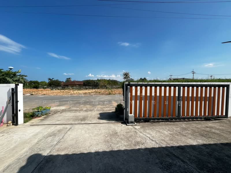 For Sale - เบย์วิว บางเสร่ เรสซิเดนซ์, Chon Buri (Pattaya)