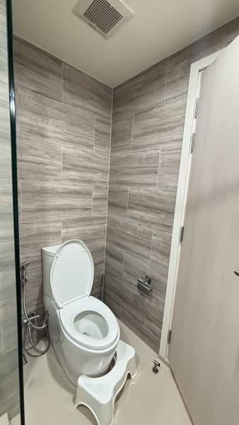 Maestro 03 Ratchada-Rama 9, Bangkok, Soi Ratchadaphisek 3 Ratchadaphisek Road, Din Daeng, Din Daeng, Bangkok, 1 Bedroom, 30 sqm, Condo For Rent, by หทัยชนก แสนเสร็จ, 500197979 - DDproperty.com