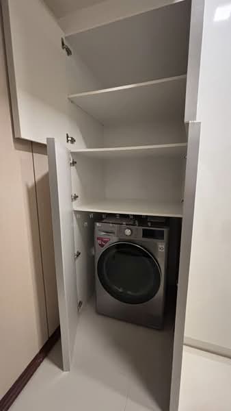 Maestro 03 Ratchada-Rama 9, Bangkok, Soi Ratchadaphisek 3 Ratchadaphisek Road, Din Daeng, Din Daeng, Bangkok, 1 Bedroom, 30 sqm, Condo For Rent, by หทัยชนก แสนเสร็จ, 500197979 - DDproperty.com