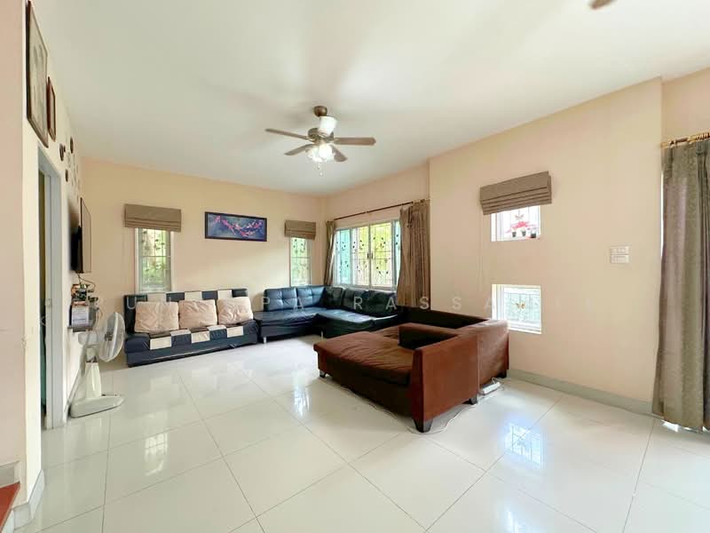 Phanason Villa Lumlukka-Klong 4 : พนาสนธิ์ วิลล่า ลำลูกกา-คลองสี่, ปทุมธานี, ชอย หมู่บ้านพนาสนธ์, ลาดสวาย, ลำลูกกา, ปทุมธานี, 135 ตร.ม., บ้านแฝด ขาย, โดย Punpapa Rassamee, 500197982 - DDproperty.com