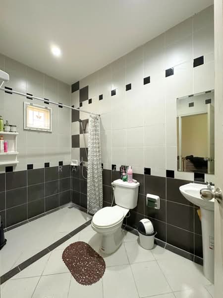 Phanason Villa Lumlukka-Klong 4, Pathum Thani, Soi Phanason Village, Lat Sawai, Lam Luk Ka, Pathum Thani, 4 Bedrooms, 135 sqm, Semi-Detached House (Twin House) For Sale, by Punpapa Rassamee, 500197982 - DDproperty.com