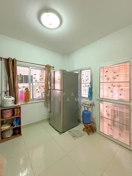 Phanason Villa Lumlukka-Klong 4 : พนาสนธิ์ วิลล่า ลำลูกกา-คลองสี่, ปทุมธานี, ชอย หมู่บ้านพนาสนธ์, ลาดสวาย, ลำลูกกา, ปทุมธานี, 135 ตร.ม., บ้านแฝด ขาย, โดย Punpapa Rassamee, 500197982 - DDproperty.com