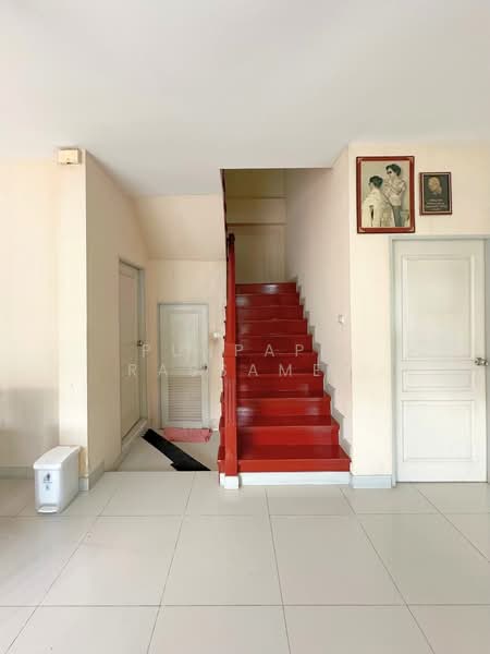 Phanason Villa Lumlukka-Klong 4, Pathum Thani, Soi Phanason Village, Lat Sawai, Lam Luk Ka, Pathum Thani, 4 Bedrooms, 135 sqm, Semi-Detached House (Twin House) For Sale, by Punpapa Rassamee, 500197982 - DDproperty.com